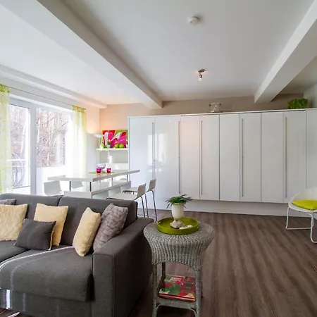 Lounge Apartment