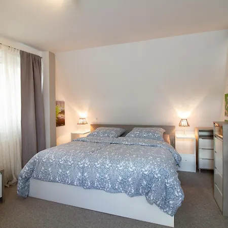 Lounge Apartment